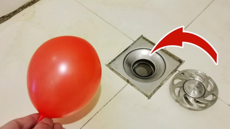 Dites adieu aux mauvaises odeurs : 1 astuce ballon pour un WC toujours frais !