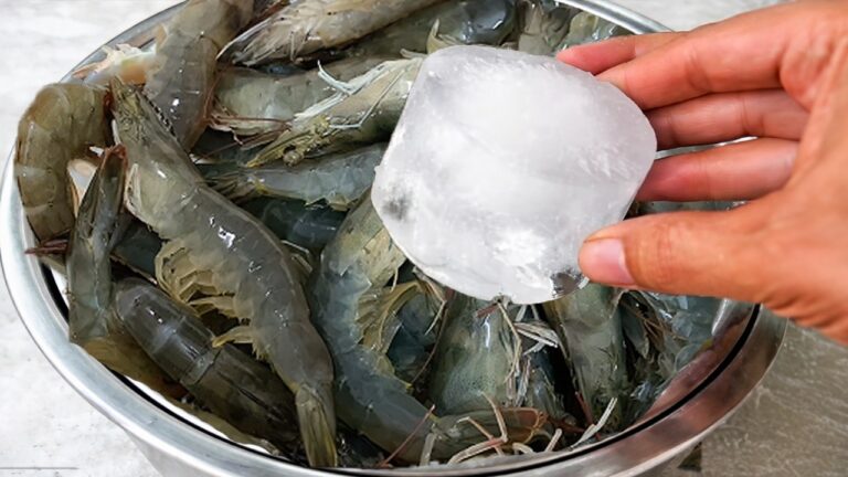 10 astuces pour peler des crevettes en quelques secondes et gagner du temps en cuisine !